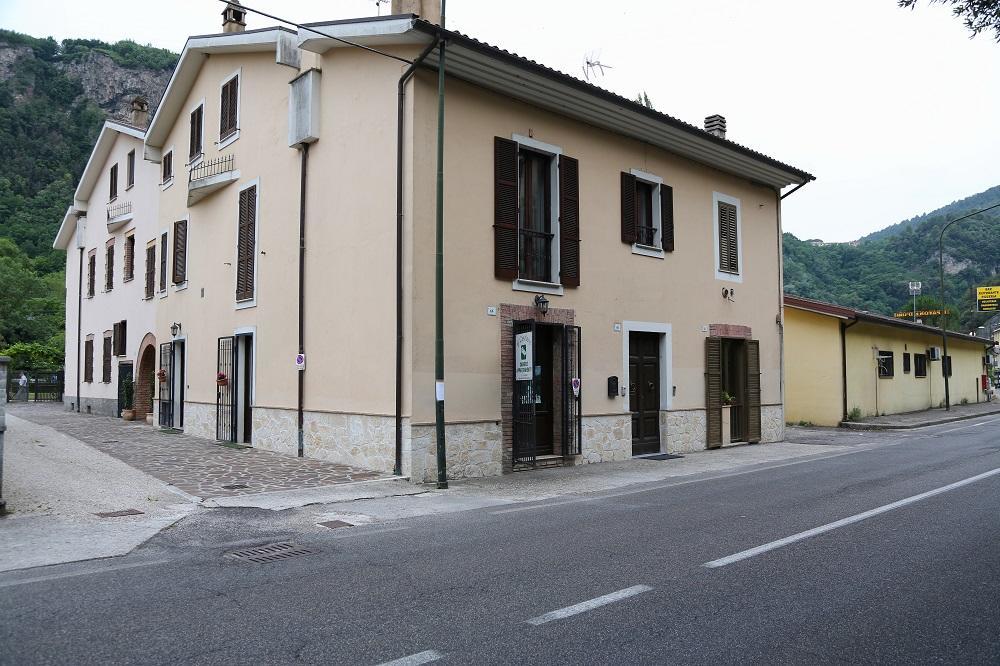 Il Casolare Della Cascata Hotel Terni Exterior foto