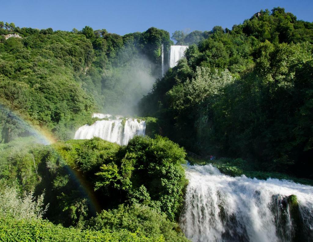 Il Casolare Della Cascata Hotel Terni Exterior foto